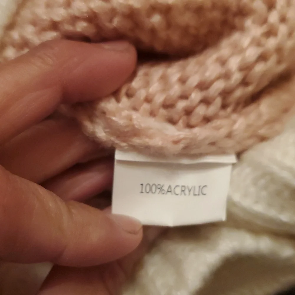 PINK RIPPLE SIZE XL Pink and White Sweater Vest with Rose Embroidery - Picture 8 of 10